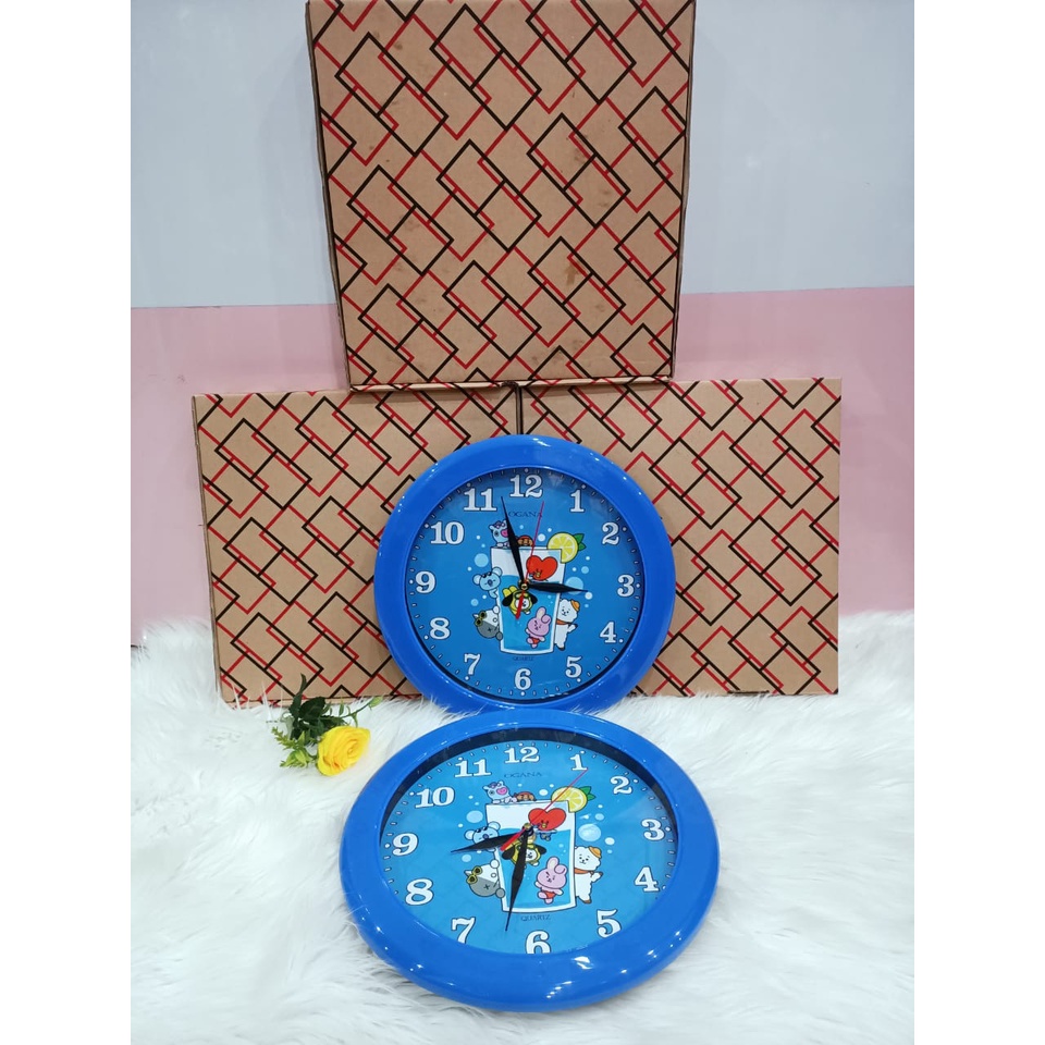 Jam dinding karakter hello kitty / jam dinding karakter keropi