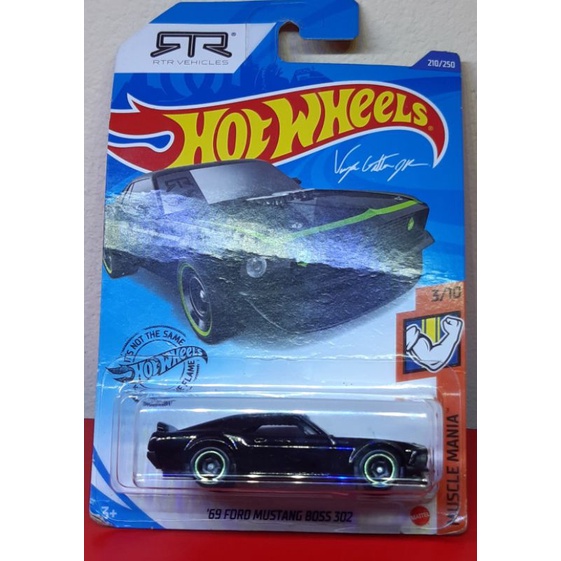 Hot wheels 69 Ford Mustang Boss 302