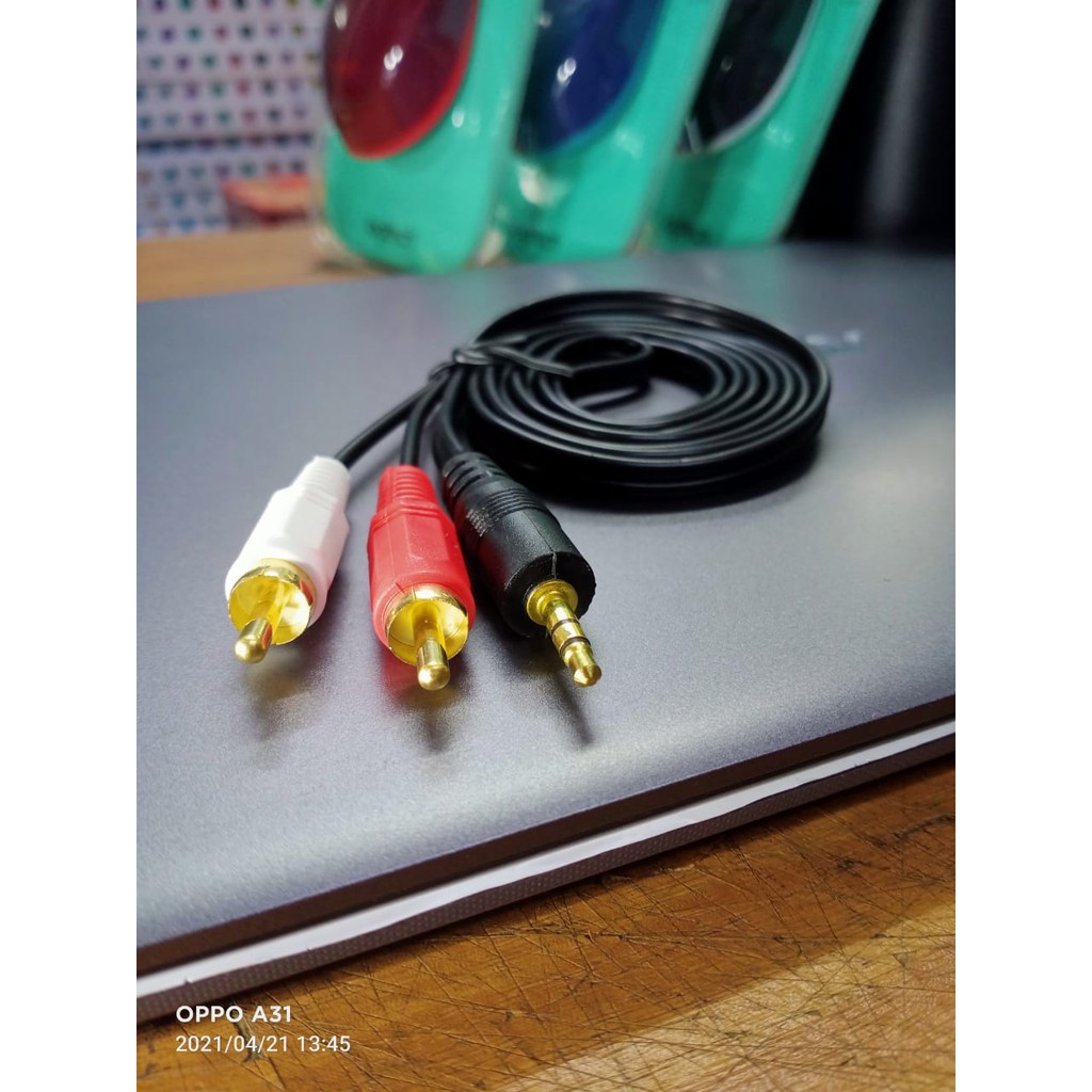 KABEL AUDIOAUK TO RCA 2 ke1 JAK 3,5/Kabel Audio Dari HP ke Speake