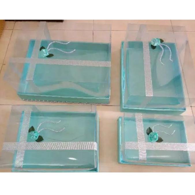 

AKSESORIS PERNIKAHAN BOX / KOTAK HANTARAN SESERAHAN GARIS BIRU TOSCA PERLENGKAPAN PESTA CRAFT