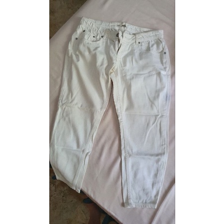 Celana Jeans Putih Dorothy Perkins3/4