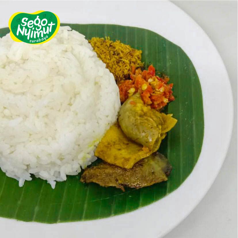 

Nasi Babat Bungkus Daun Pisang Sego Nyimut Surabaya