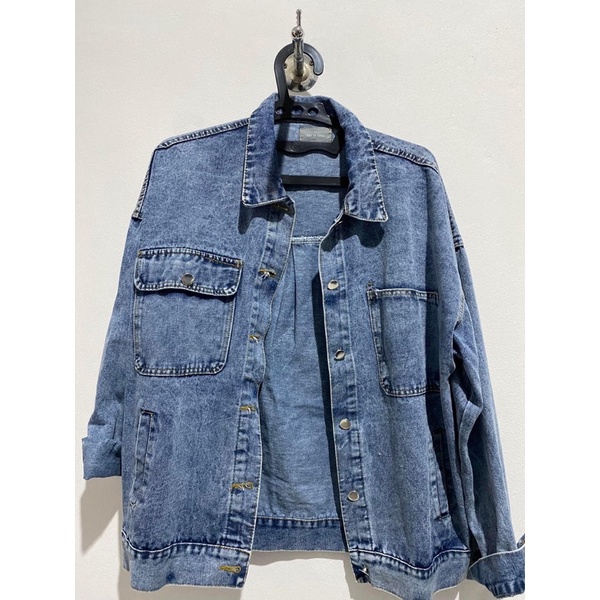 PRELOVED JAKET JEANS THIS IS APRIL