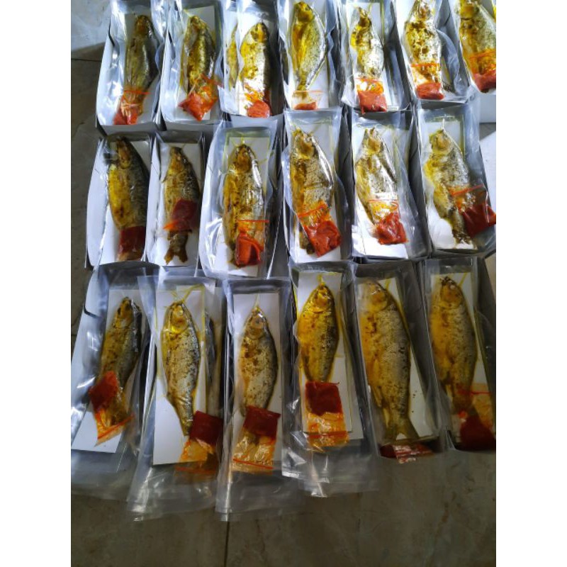 

[ BISA COD ] Bandeng Presto Vacuum Kering Mam Yen Asli Kendal