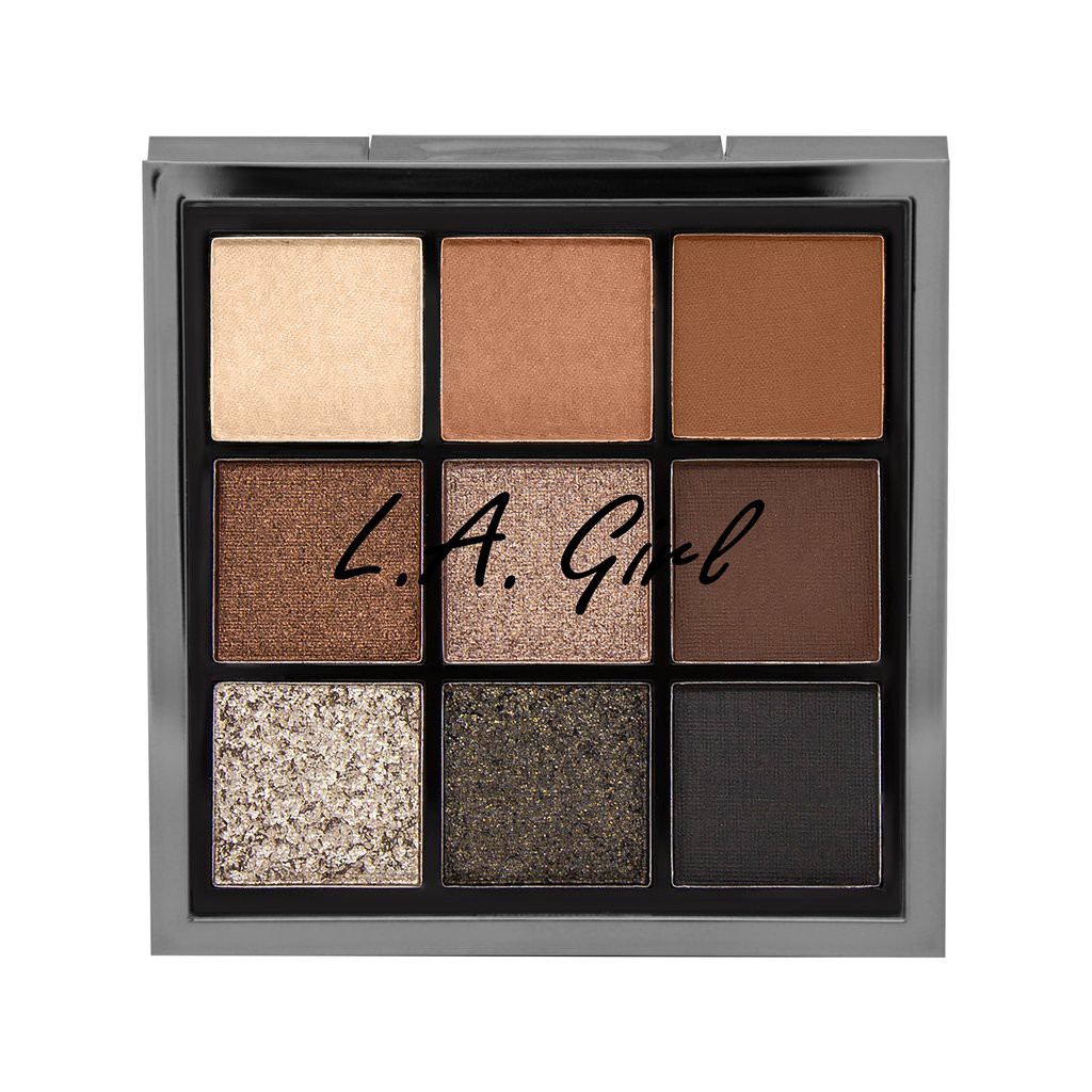 L.A GIRL  KEEP IT PLAYFUL EYESHADOW PALETTE