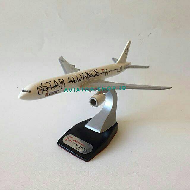 MINIATUR STAR ALLIANCE BOEING 777-300ER