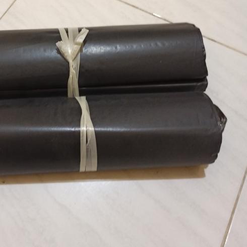 

➳ Polymailer Plastik Hitam ukuran 30x40 ➻