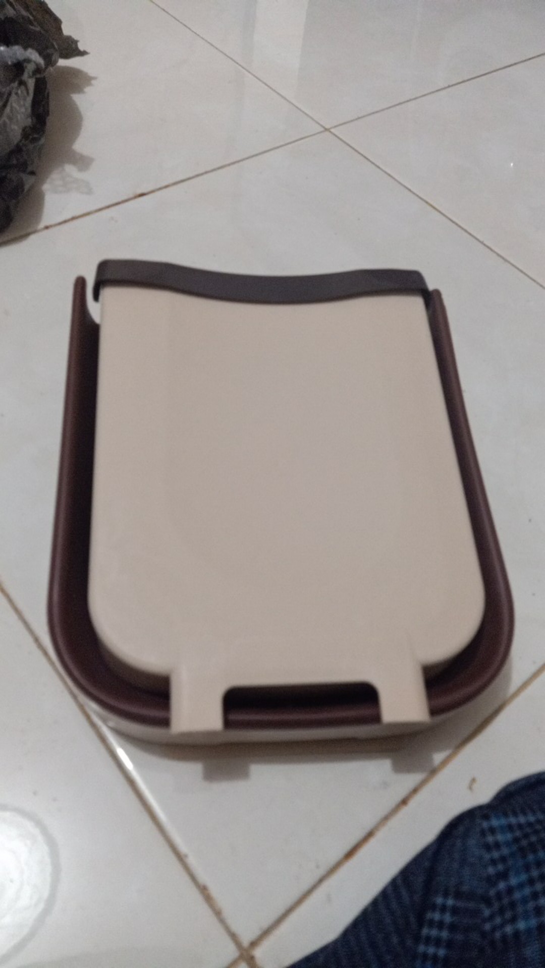 [import] Tempat Sampah Gantung Portable