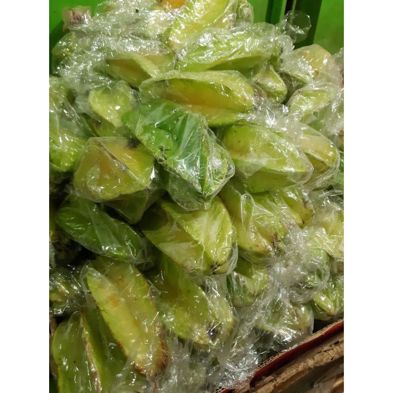 

Buah belimbing segar