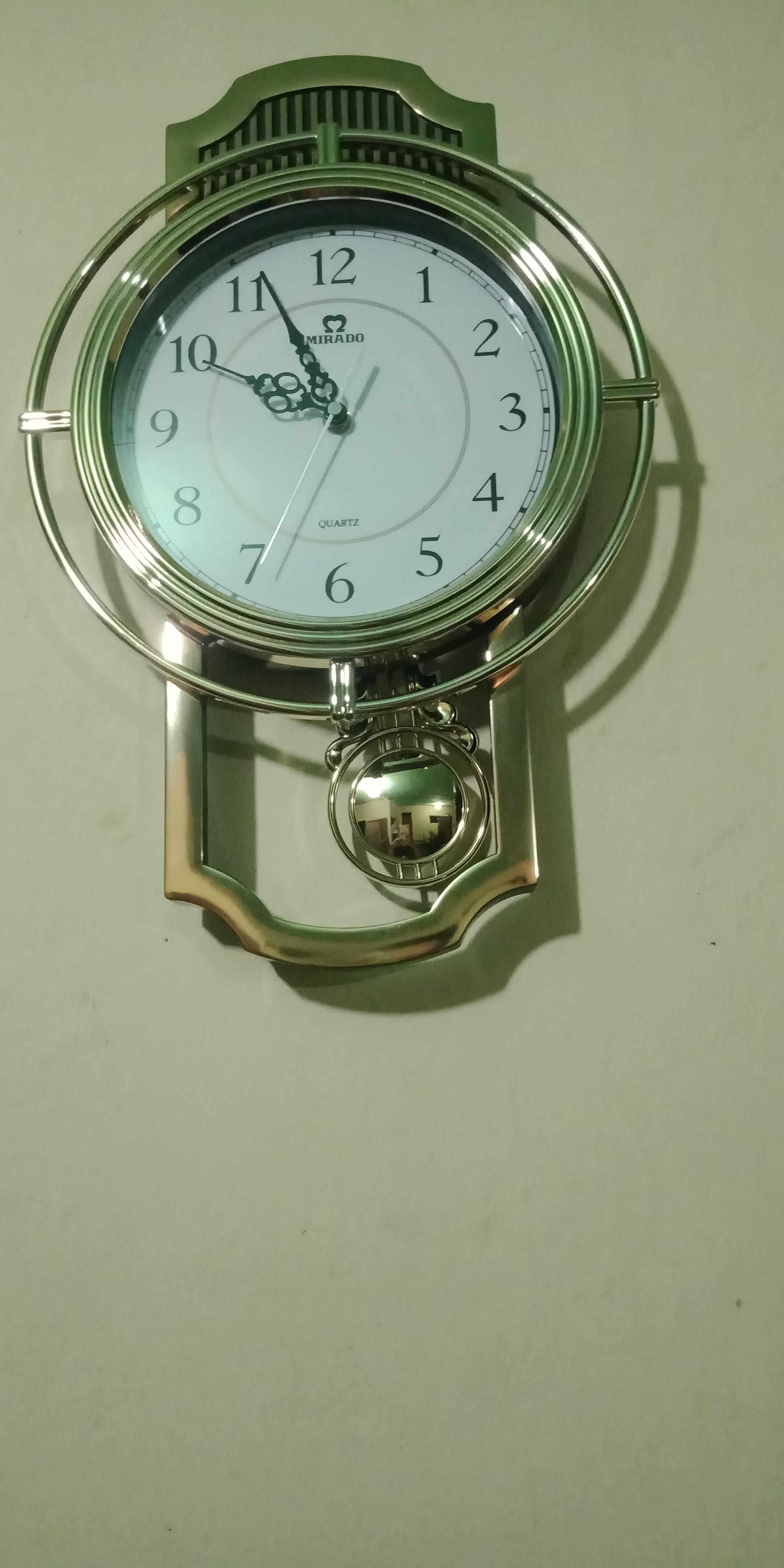 Jam Dinding Mirado Musik Bandul Goyang 937 Diameter 33cm