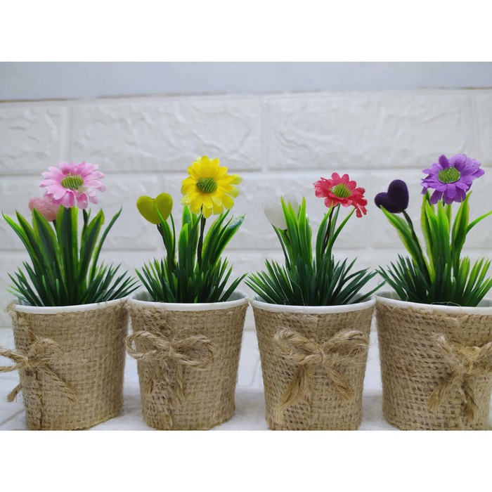LOVELY ASTER Pajangan Bunga Imitasi Manis Cantik Shopee LOVELY ASTER Pajangan Bunga Imitasi Manis Cantik Shopee