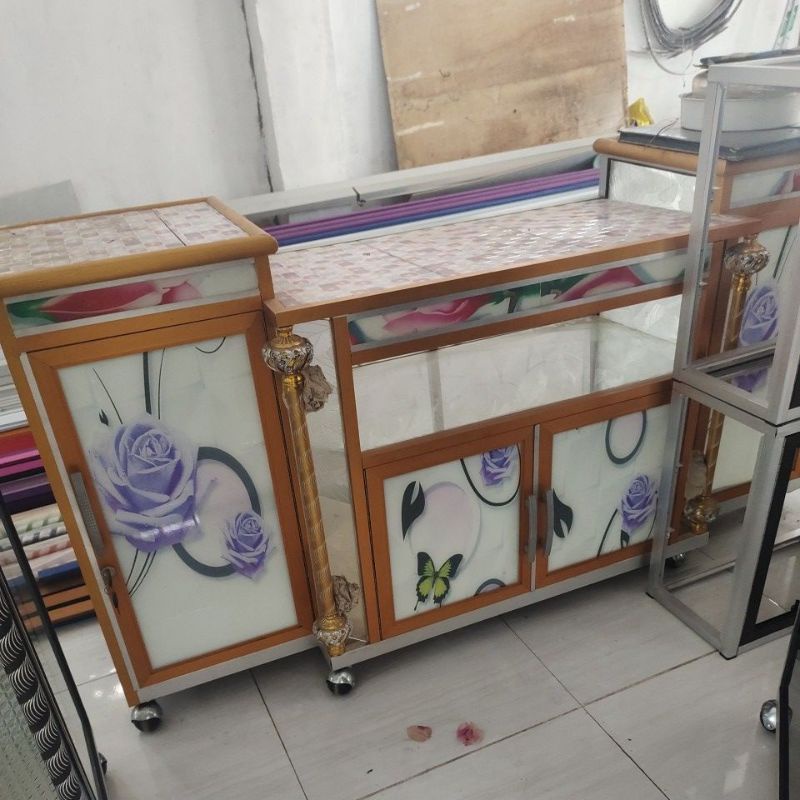 Lemari Bupet pendek mini/TV
