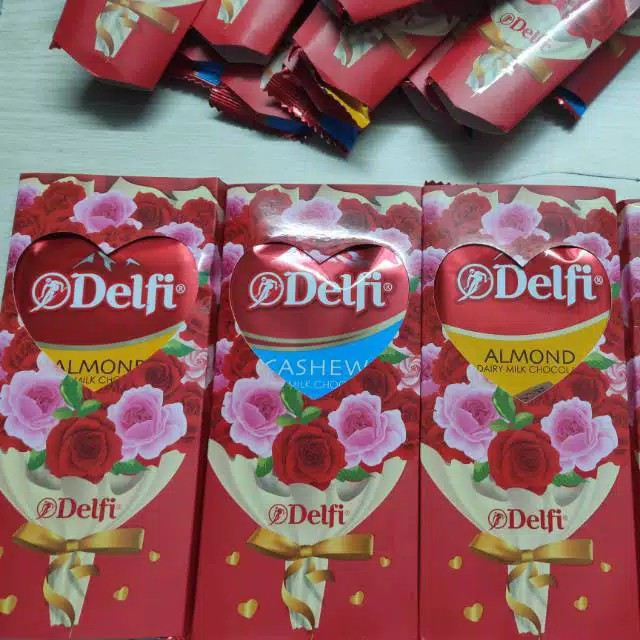 Coklat Delfi 155gr  -  Valentine Edition  -  Delfi - Dairy Milk Chocolate  - 155 gr  -  Ukuran Besar