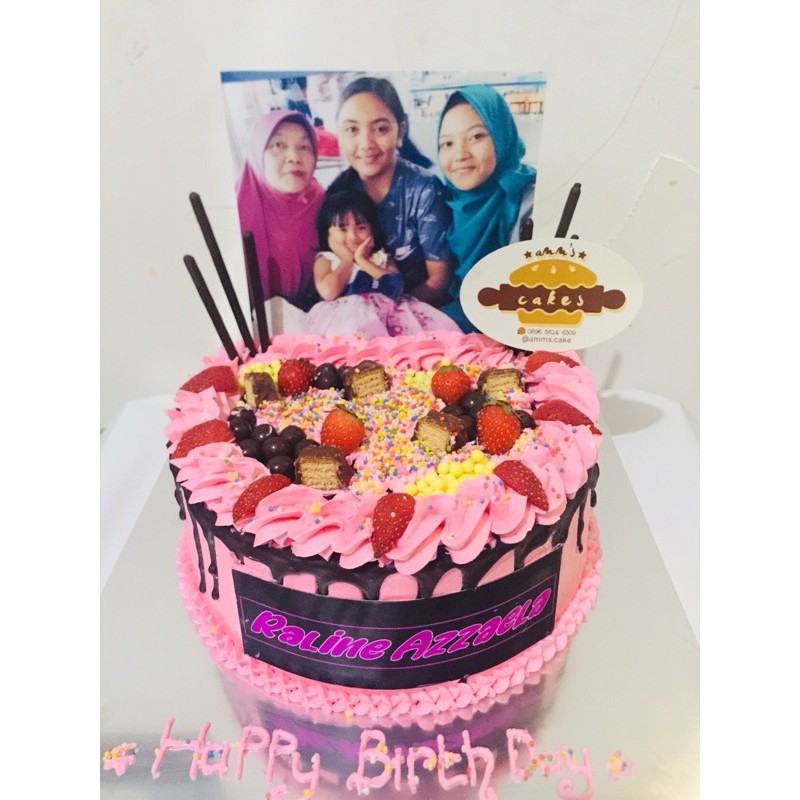 

Bolu Ulang Taun-Cake Birthday- Custom Cake- Premium Cake