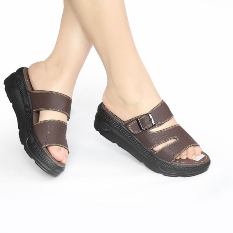 Wedges Wanita Sandal Slop Mulan 2452