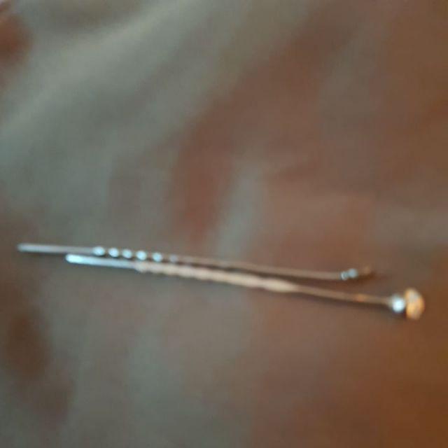 Korek Kuping Besi Warna Warni Cantik