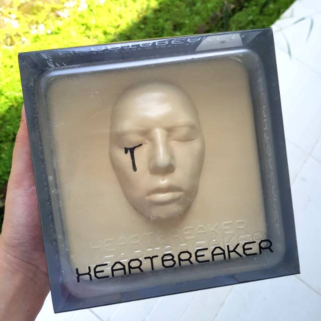 G-Dragon Heartbreaker Album 2009 - ORIGINAL FROM KOREA, Preloved