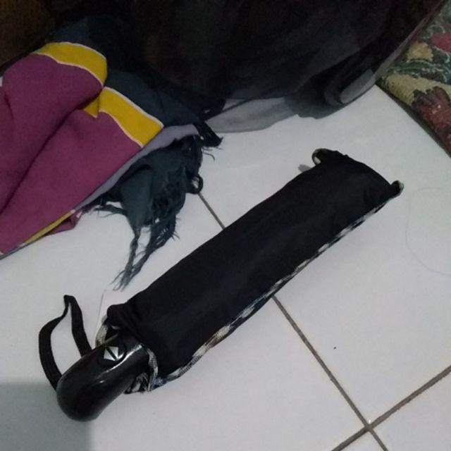 Payung Lipat Otomatis Payung Lipat Buka Tutup Otomatis Awet Jari Kerangka  Fiber
