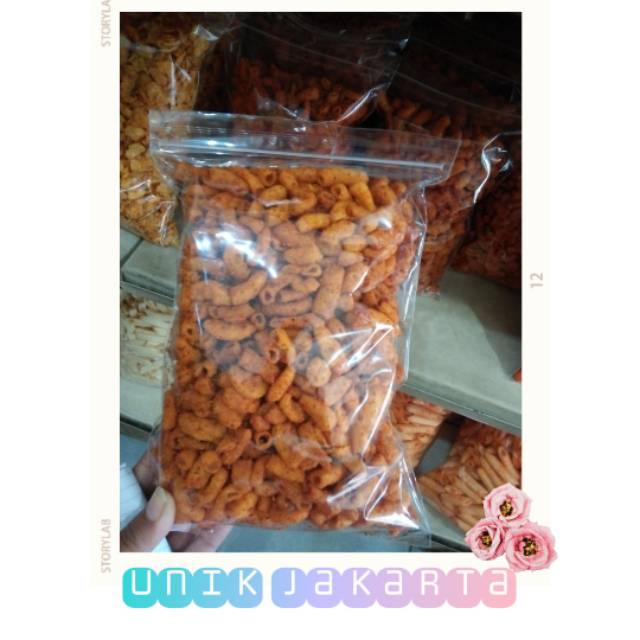 

Cemilan Macaroni Pedas Kecil