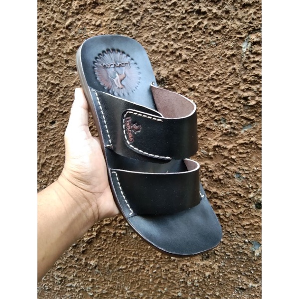 Sandal kulit asli berkualitas tinggi baru