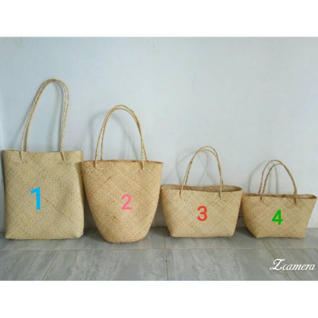 （200 g) Tas rotan polos