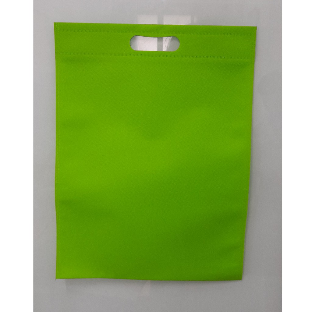 

Tas Press Spunbound Oval Goodie Bag Tas Belanja Warna Hijau Muda 30 cm x 40 cm