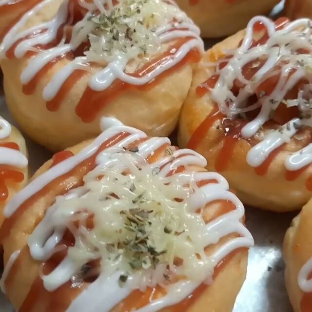 

DONAT PIZZA