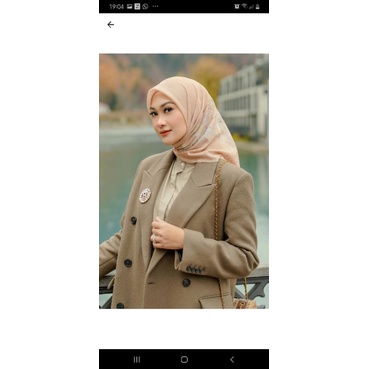 The Nada Series Buttonscarves