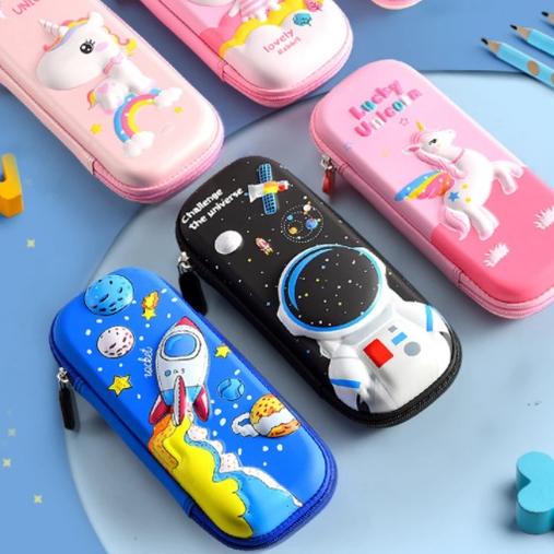 

Harga Update Tempat Kotak Pensil Anak Karakter Astronot unicorn Timbul 3D Waterproof FCS02