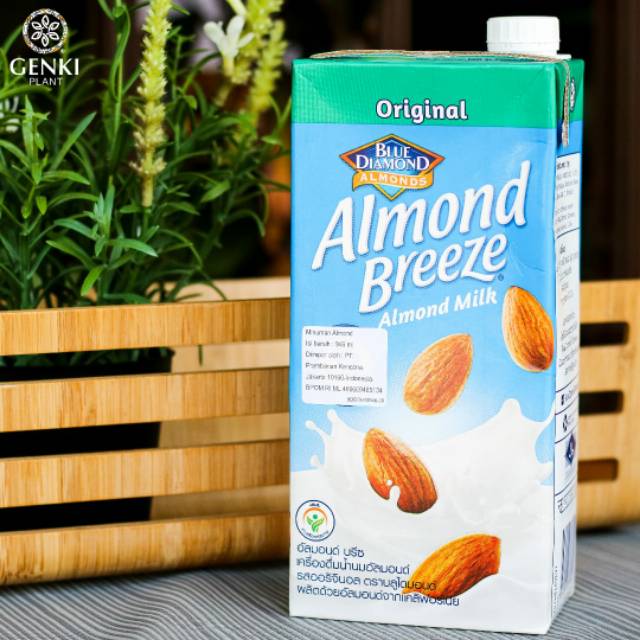 

Blue Diamond Almond Breeze Almond Milk Original - 1 L