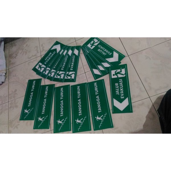 

Diskon Papan Petunjuk Sign Board Akrilik custom Murah