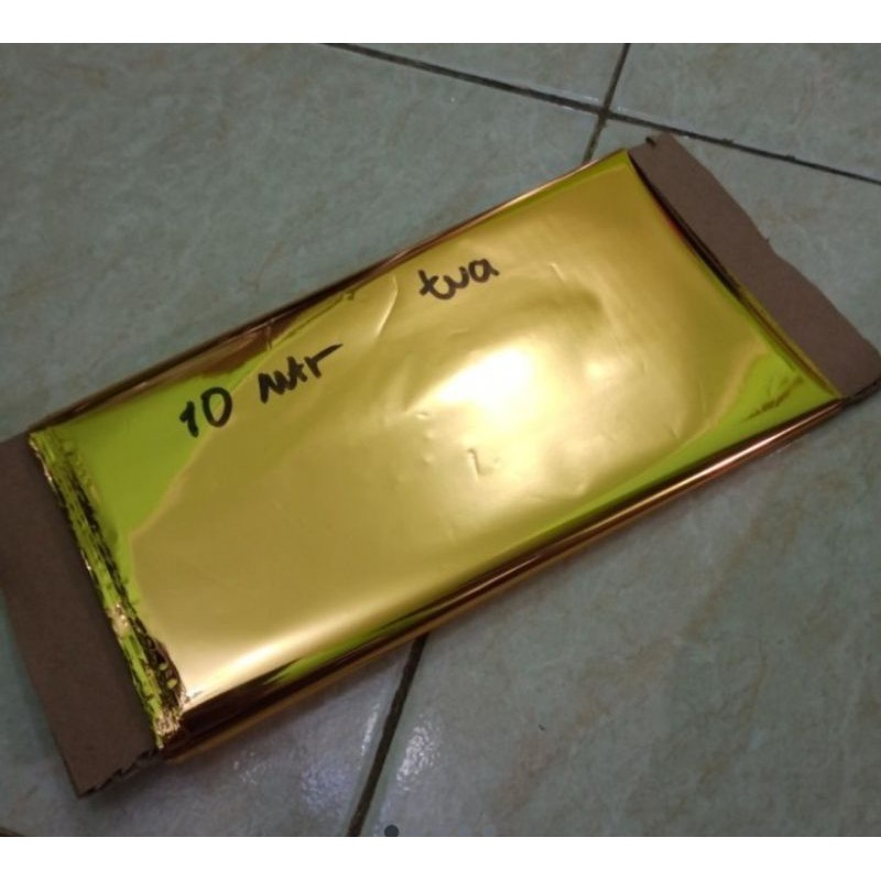 Prada emas foil emas