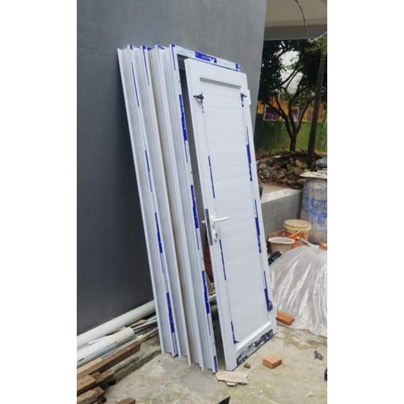 pintu almunium