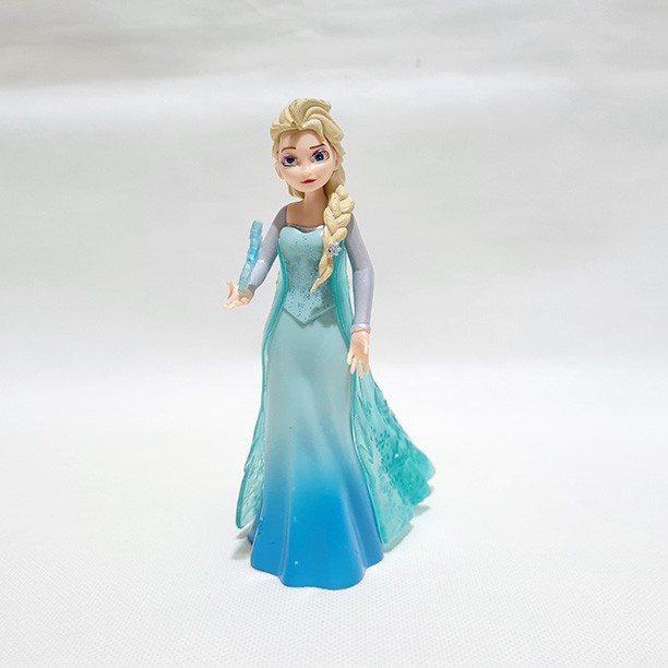 mainan Frozen 2 Elsa Action Figure koleksi pajangan