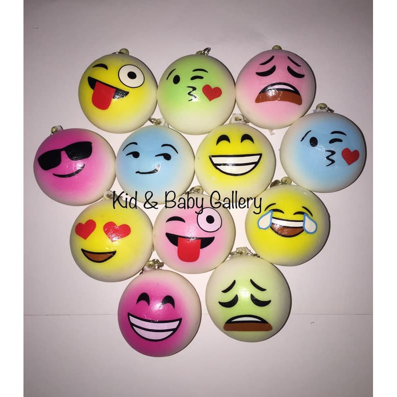 SQUISHY EMOJI ISI 12 PCS