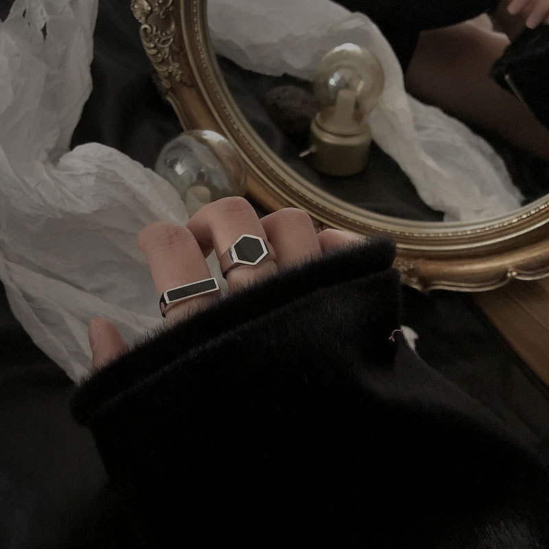 Cincin Model Terbuka Bentuk Hexagon Aksen Berlian Gaya Vintage