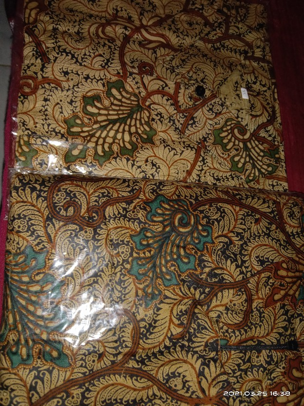 Maura Couple - Sania Ruffle Batik Couple