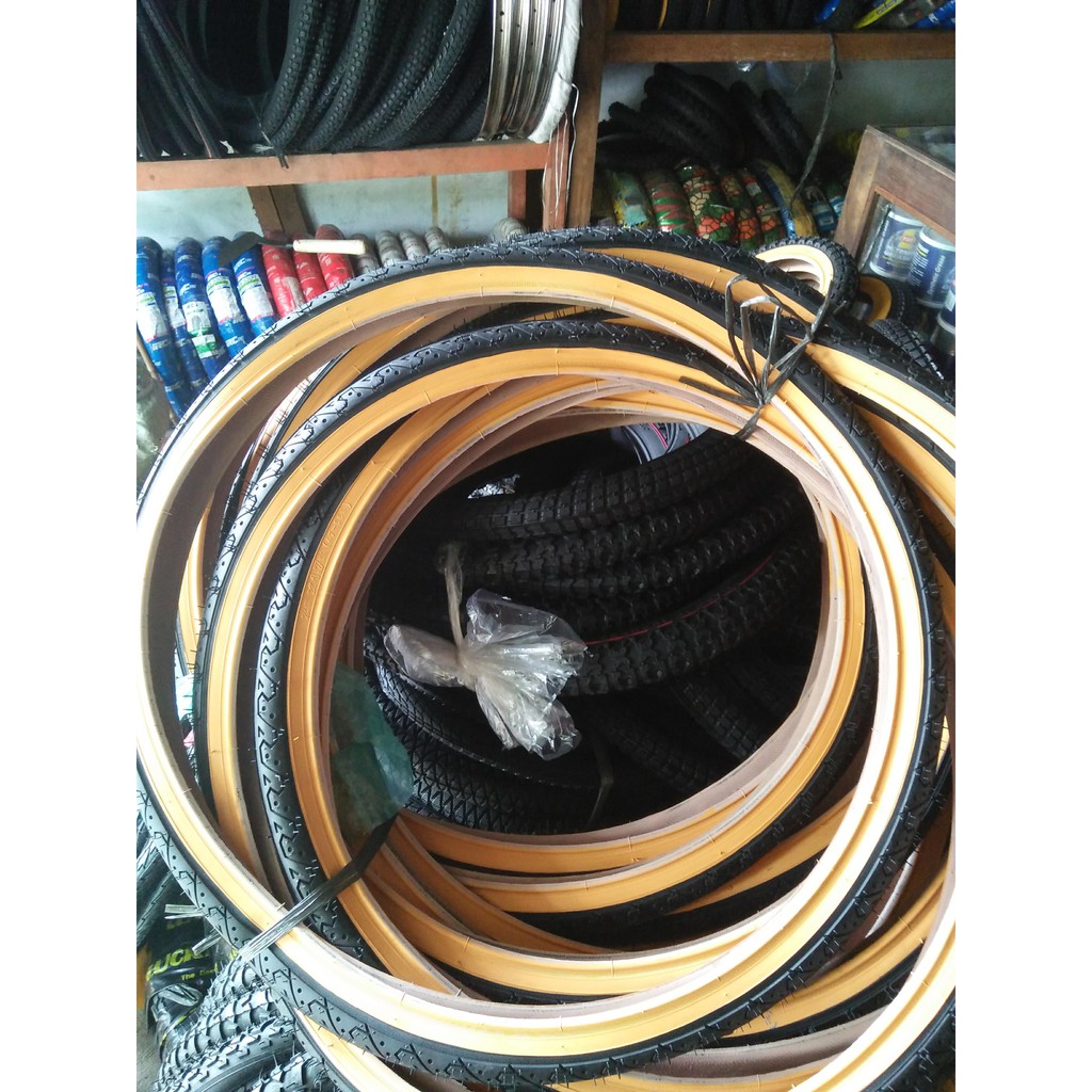 BAN LUAR 26 X 1.75 LUCKY STONE HITAM-KUNING