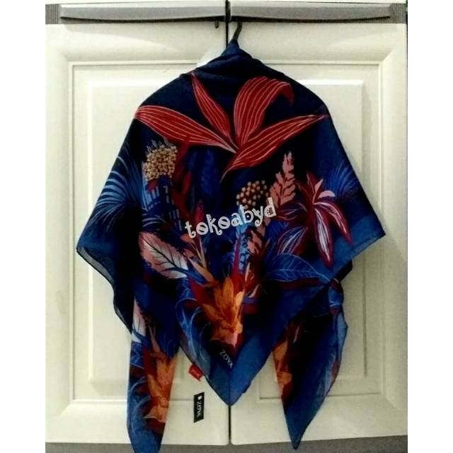 Jilbab Segiempat Zoya Vanya Scarf Navy