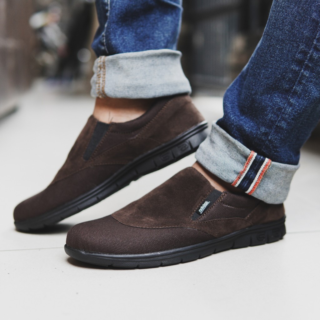 [COD]Sepatu Pria Adidas Glen Slip On Santai Keren Outdoor Kuliah Kerja Santai Rumahan gaya trendy