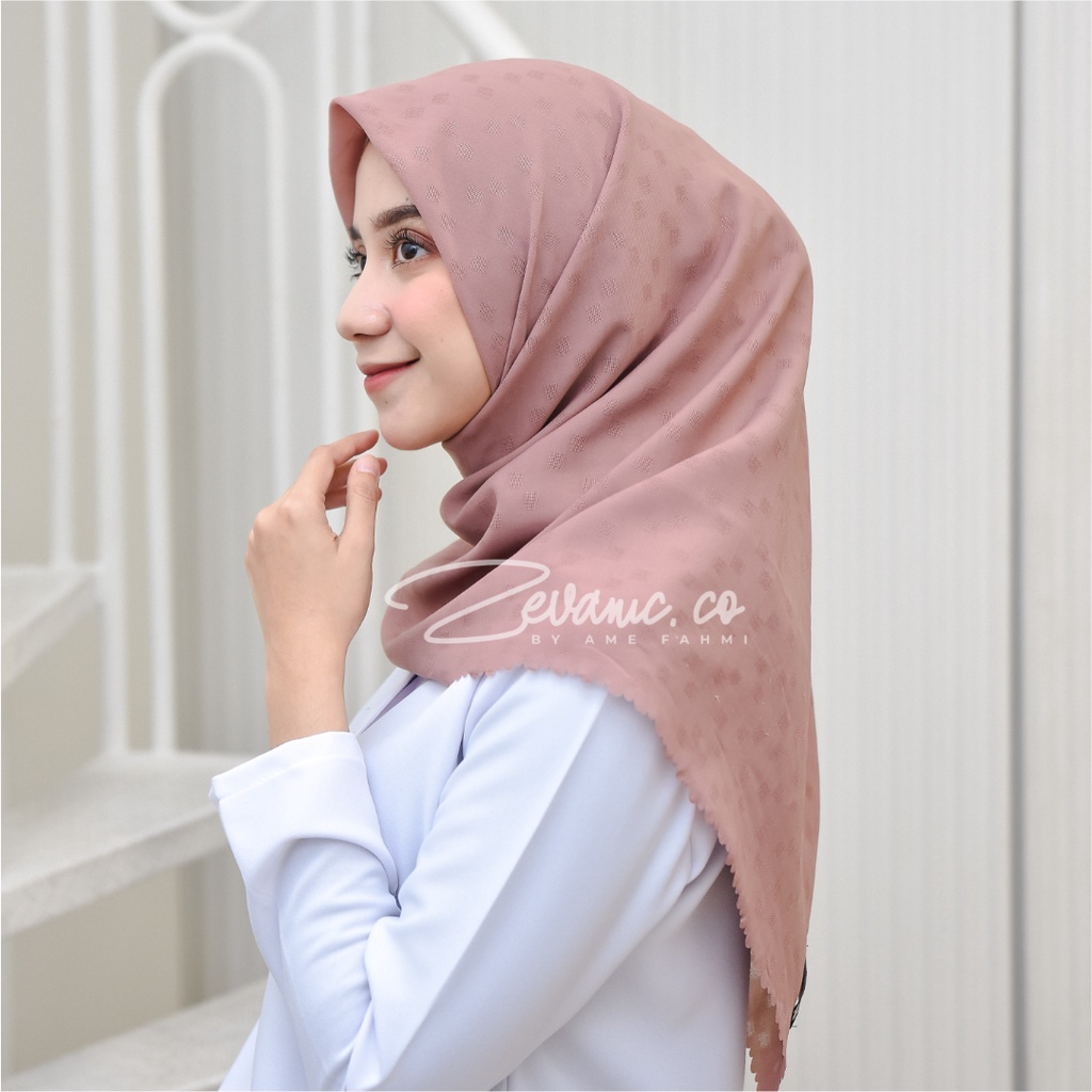 Hijab / Kerudung Fine Dobby Finish Laser Cut Ukuran 110 x 110 cm Bahan Premium Ori by Zevanic.co-4