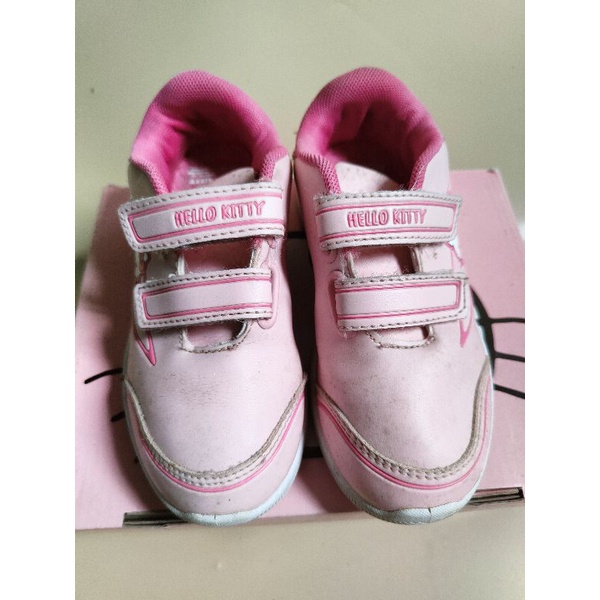 PRELOVED SEPATU ANAK HELLO KITTY ANDO ORIGINAL
