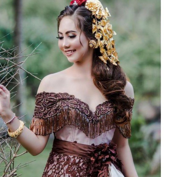 aplikasi gaun pengantin tratai aksesoris bordire payet