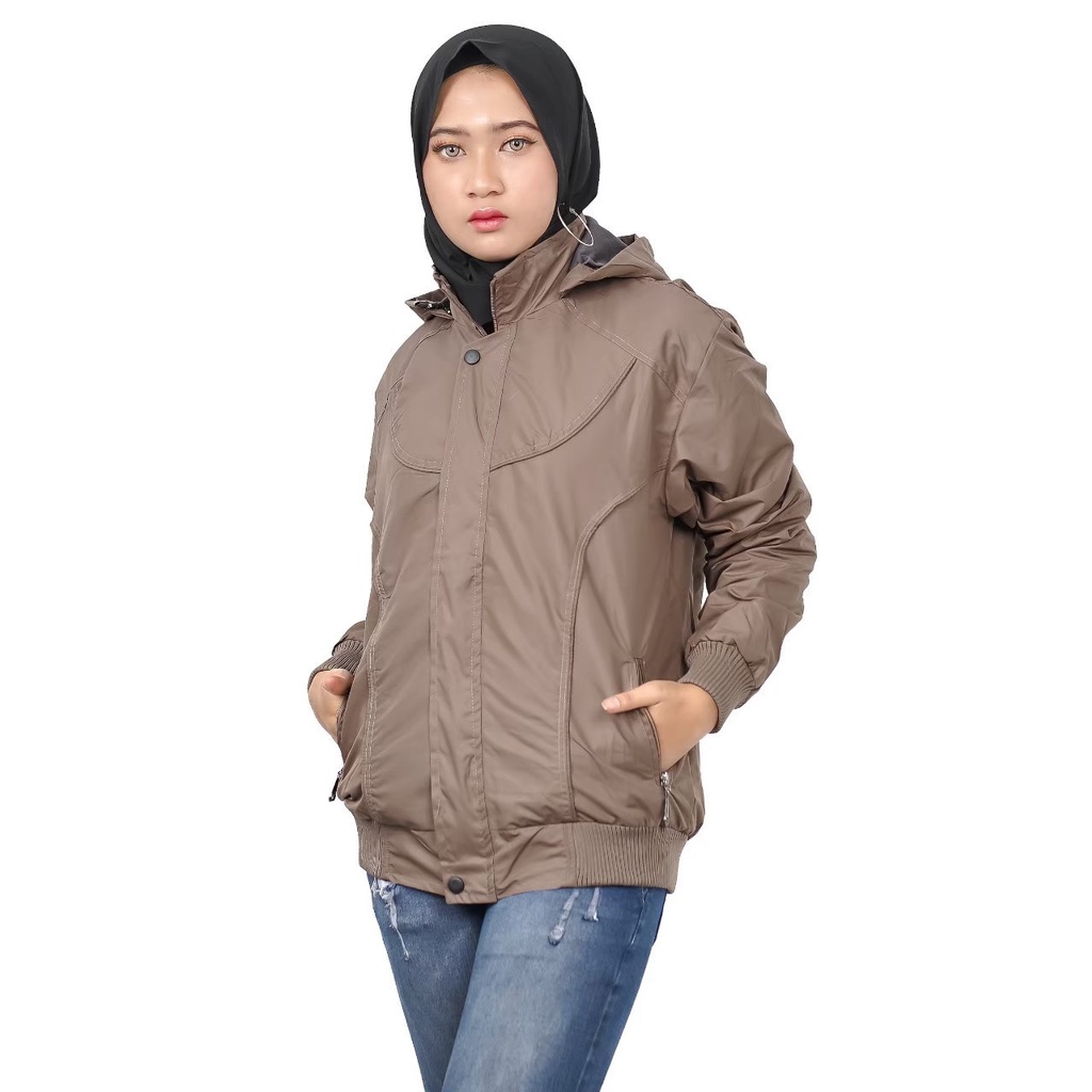 JAKET OUTDOOR WANITA RUNNING LARI OLAH RAGA JAKET PARASUT CEWE WATERPROOF