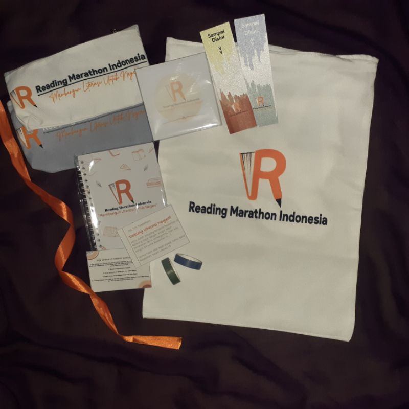 

Readathon Merchant - Alat tulis, Tas, dan Pembatas Buku, Totebag, dan Note Book