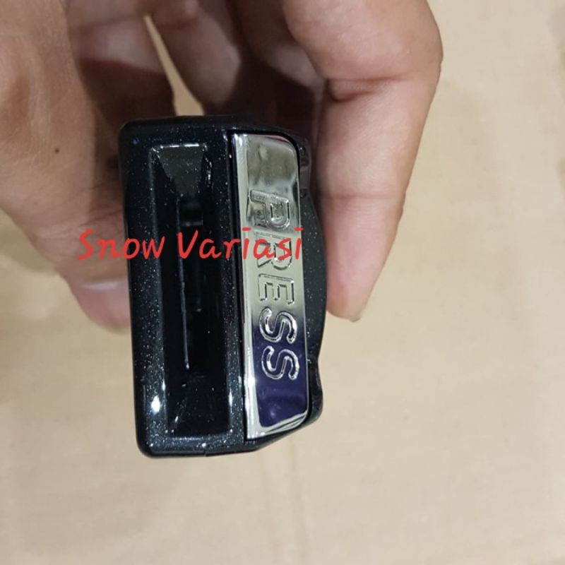colokan safety blet/ Seatbelt logo Toyota / Safety Belt logo Toyota