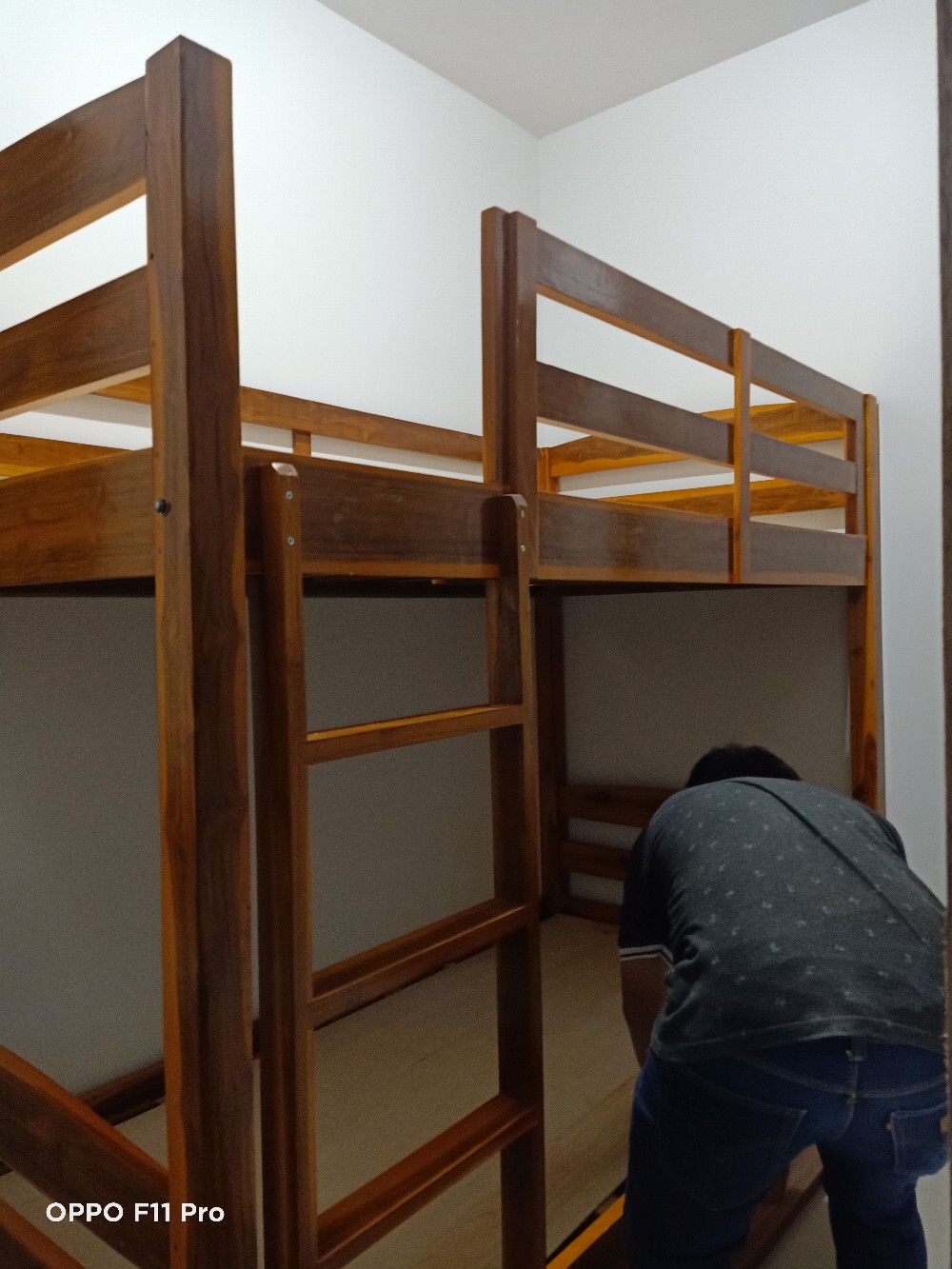 Ranjang Jati Tingkat Costum 100x200