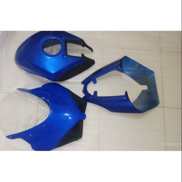 Paket cover  minimalis GSX.  COVER TANGKI.  TOPENG MODEL DUCATI. COVER BODY BELAKANG