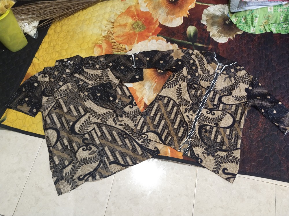 Atasan Batik Dolby Dolbi Dobby Doby Tenun Sutra Tulis Halus Katun Atbm Baron ,sarombit Atasan