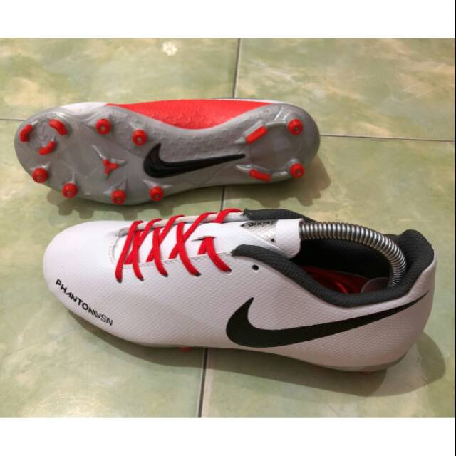 Sepatu Bola Nike Phantom VSN Academy FG -  Pure Platinum